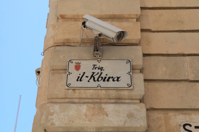 CCTV Camera in Triq il-Kbira, Ħaż-Żebbuġ