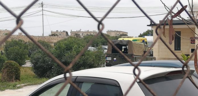 centru ta' detenzjoni hal far