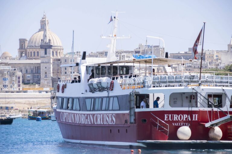 Il-Gvern jikri r-raba’ vapur għall-immigranti