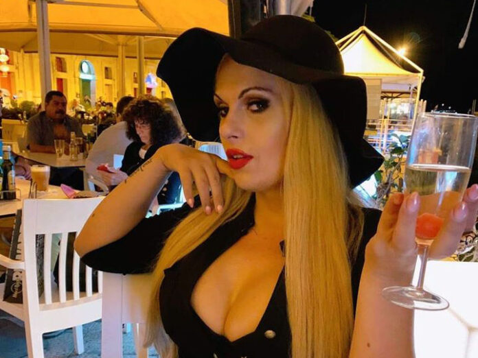 maxine