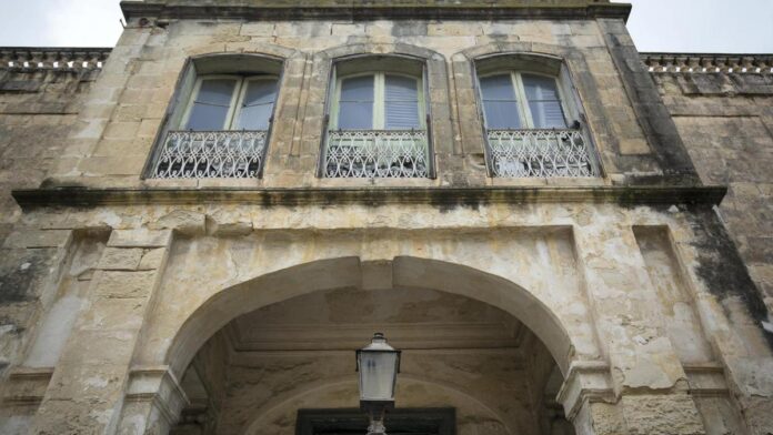 villa giardamangia