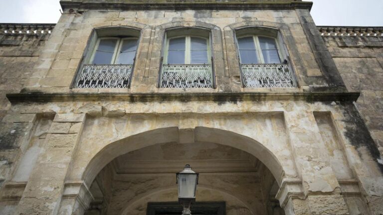 Villa Guardamangia tgħaddi għand il-Gvern
