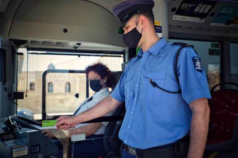 Tiżdied il-preżenza tal-pulizija fuq il-karozzi tal-linja