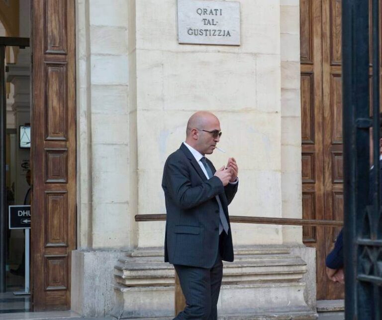 Il-każ ta’ Fenech dwar allegat xiri ta’ armi bl-internet jinstema’ fil-magħluq