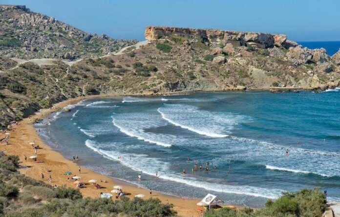 għajn tuffieha