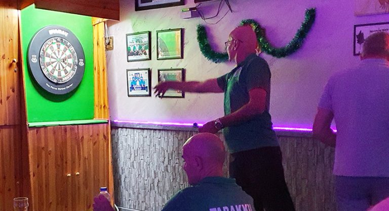 Darts: Floriana Ajax A jkomplu jikkonvinċu