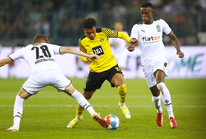 Bundesliga - Borussia Moenchengladbach v Borussia Dortmund