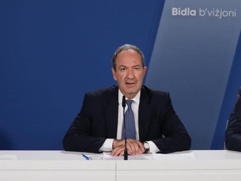 De Marco jsostni li d-dejn żdied frott l-inkompetenzi u mhux kawża tal-covid-19