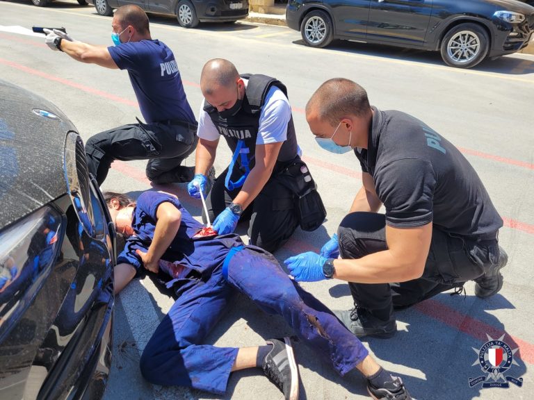 Taħriġ speċjalizzat fl-ewwel għajnuna lill-Pulizija