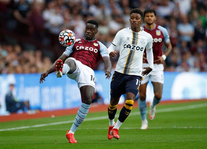 Premier League - Aston Villa v Everton