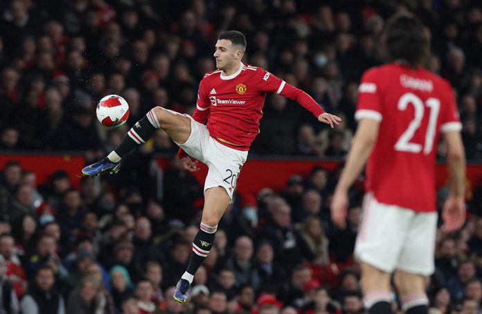 FA Cup Third Round - Manchester United v Aston Villa