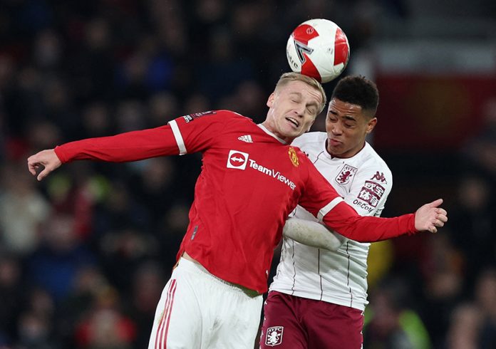 FA Cup Third Round - Manchester United v Aston Villa