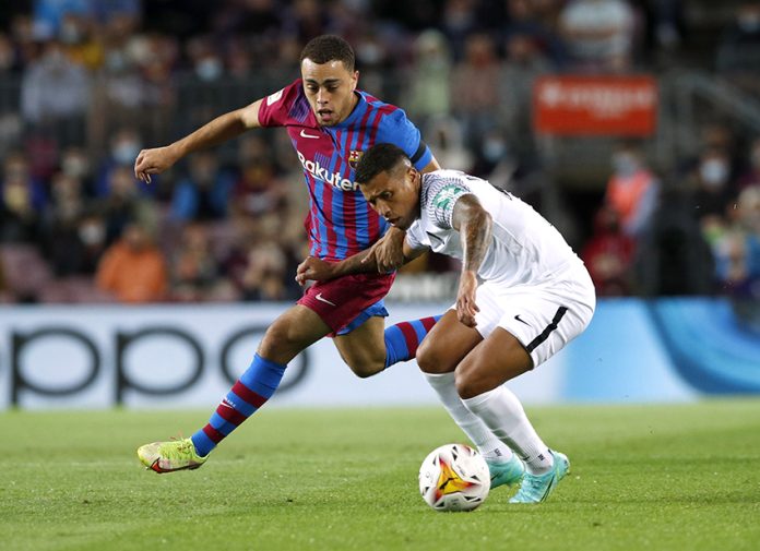 LaLiga - FC Barcelona v Granada