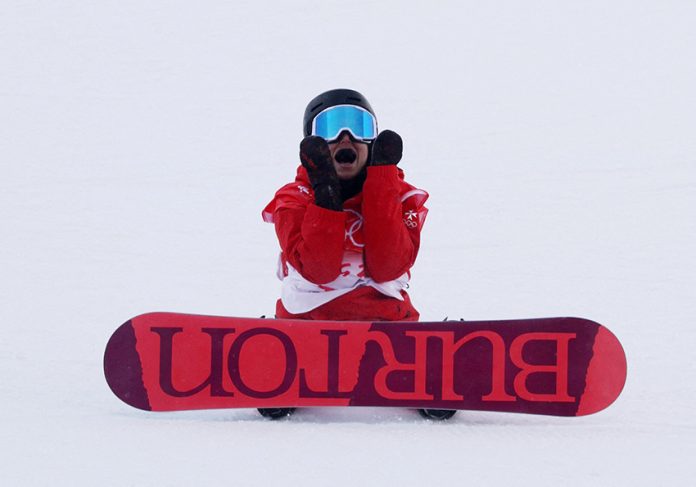 Snowboard - Women's Halfpipe Qualification Run 1