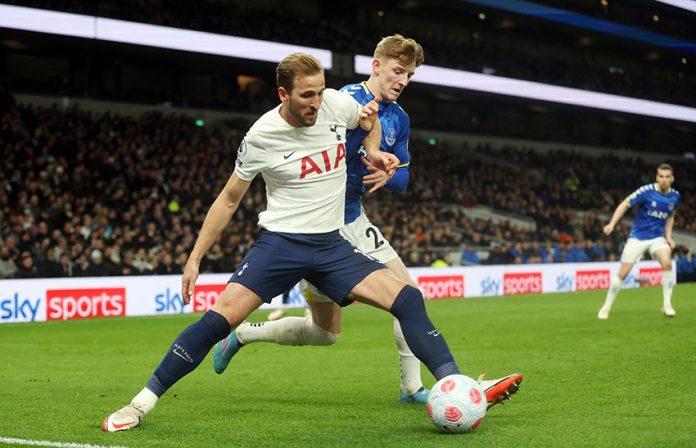 Premier League - Tottenham Hotspur v Everton