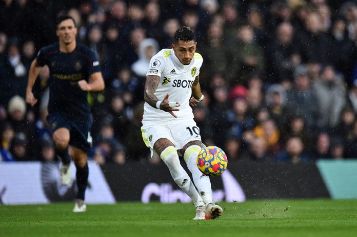 Premier League - Leeds United v Burnley
