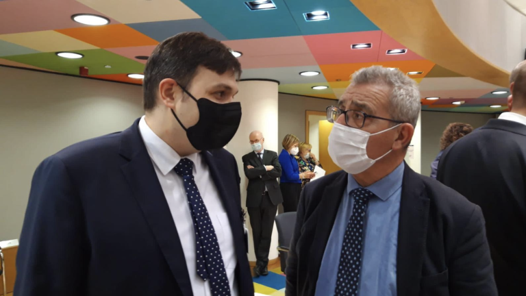 “Malta hija newtrali militarment iżda mhux newtrali fuq il-valuri” –  Il-Ministru Evarist Bartolo