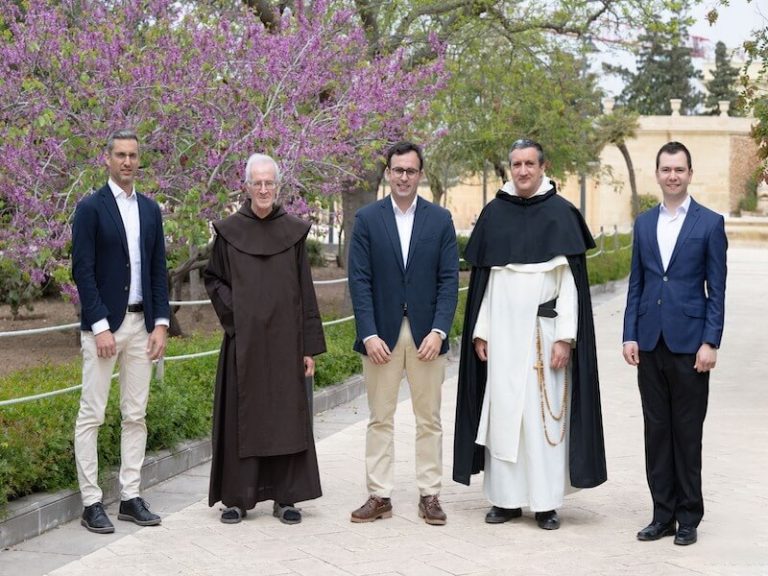 L-ordinazzjoni ta’ ħames djakni ġodda mill-Arċisqof Scicluna