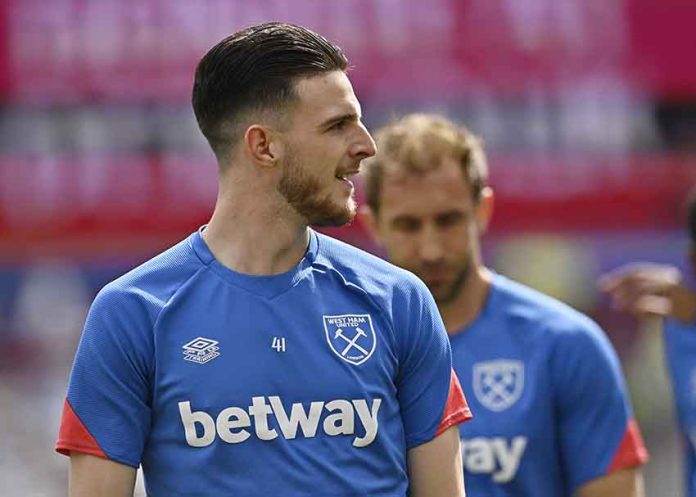 Premier League - West Ham United v Burnley