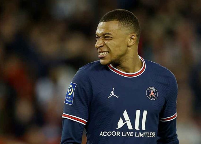 Ligue 1 - Paris St Germain v RC Lens