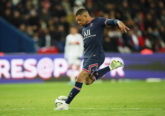 Ligue 1 - Paris St Germain v Lorient