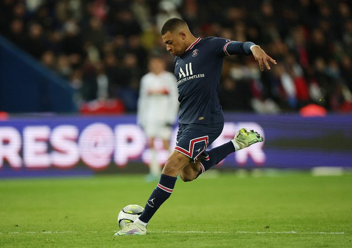 Ligue 1 - Paris St Germain v Lorient