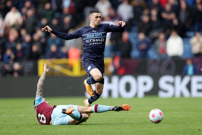 Premier League - Burnley v Manchester City