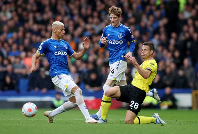 Premier League - Everton v Chelsea