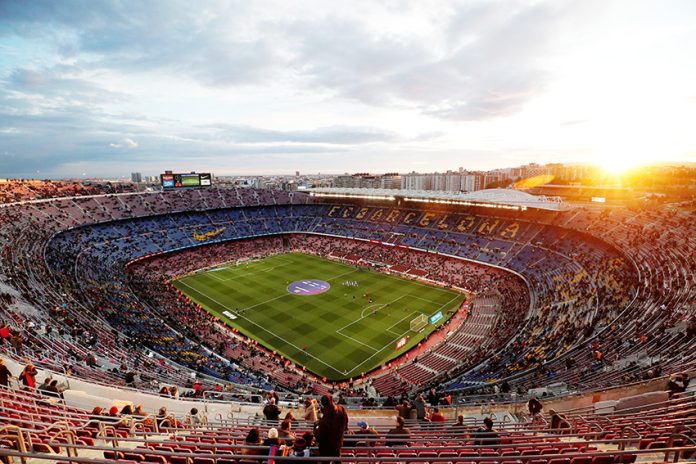 La Liga Santander - FC Barcelona v Valencia