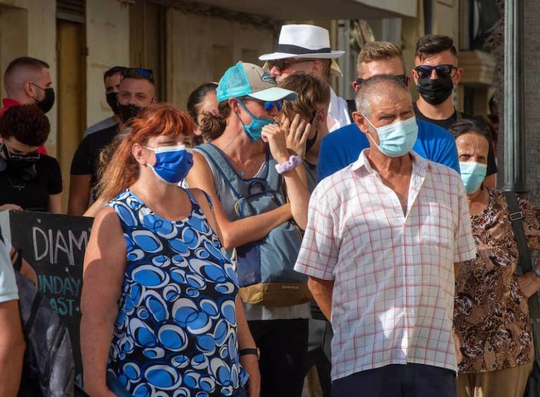 543 każ ġdid u jmutu żewġ persuni