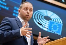“Għandna bżonn awtoritajiet indipendenti tat-telekomunikazzjoni li jipproteġu l-konsumaturi tagħna” – Alex Agius Saliba
