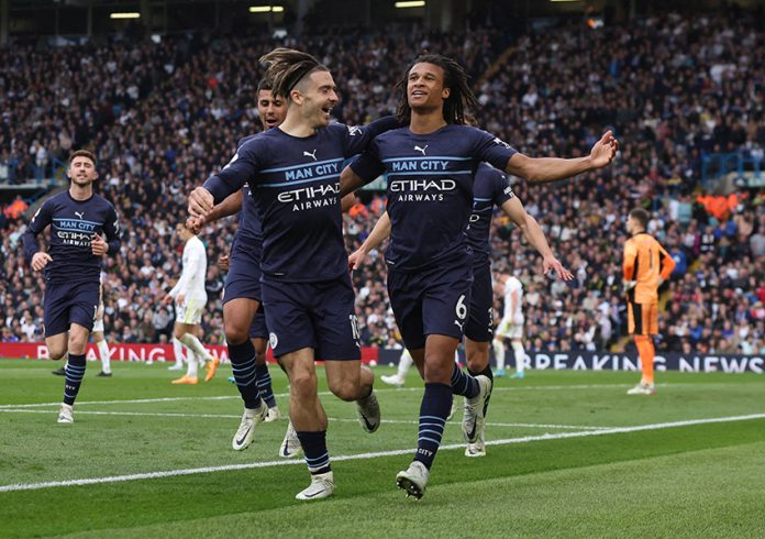 Premier League - Leeds United v Manchester City