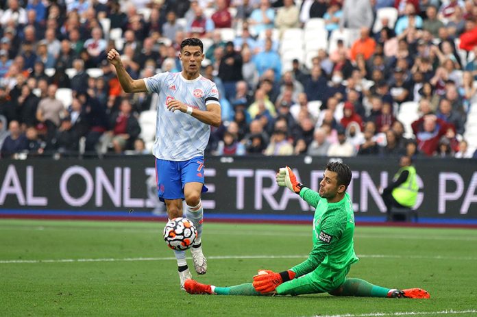Premier League - West Ham United v Manchester United