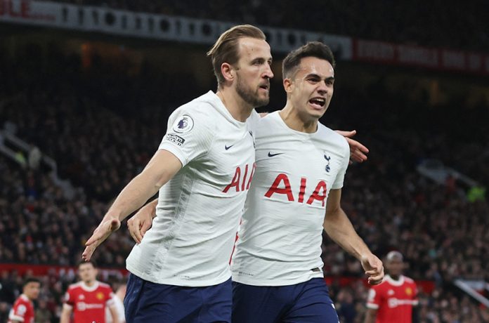 Premier League - Manchester United v Tottenham Hotspur