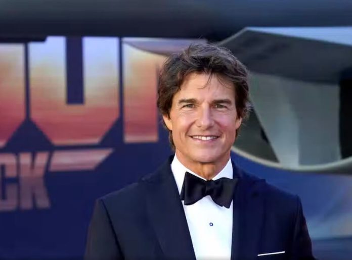 TOM CRUISE