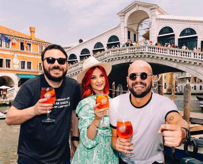 nate-frank-rossi-aperol-spritz
