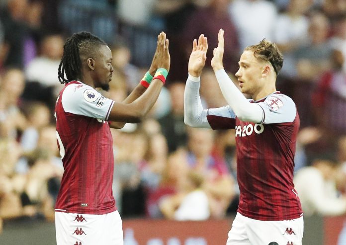 Premier League - Aston Villa v Everton