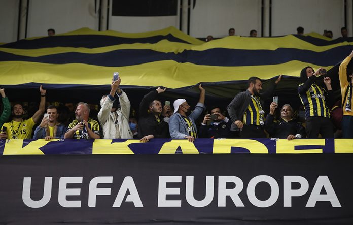 Europa League - Group D - Fenerbahce v Olympiacos