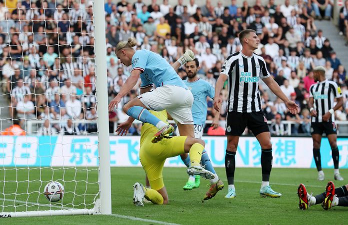 Premier League - Newcastle United v Manchester City