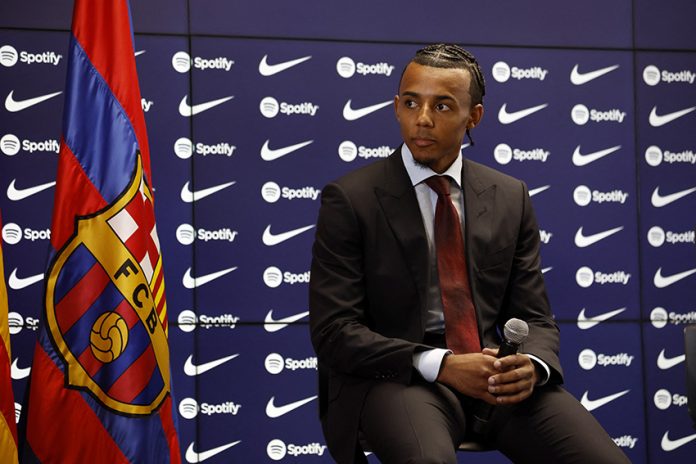 FC Barcelona unveil Jules Kounde
