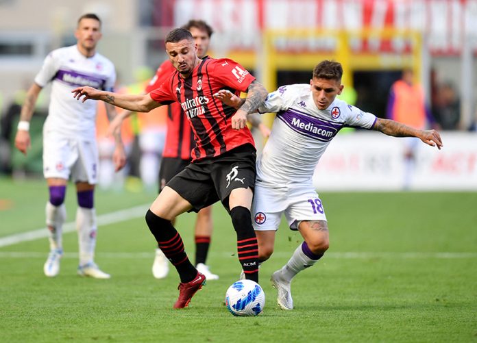 Serie A - AC Milan v Fiorentina