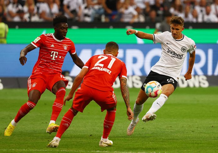 Bundesliga - Eintracht Frankfurt v Bayern Munich
