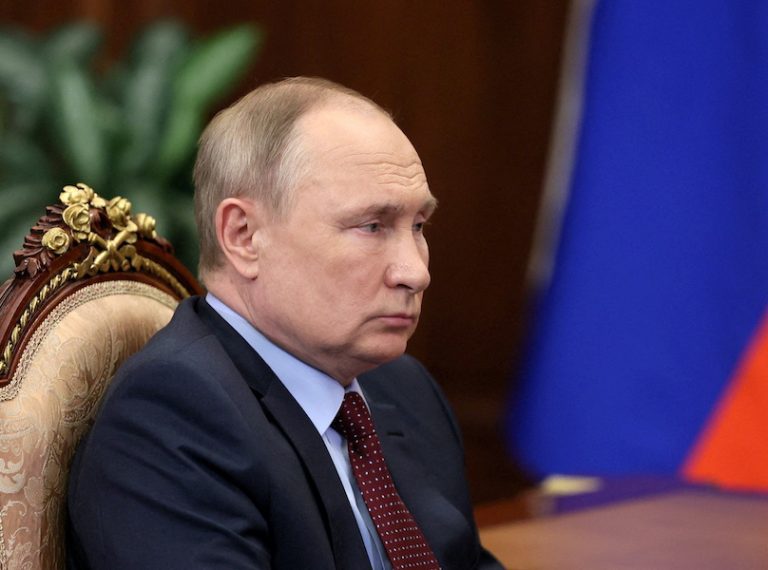 Putin jaqbel mal-waqfien mill-ġlied, iżda għandu r-riservi