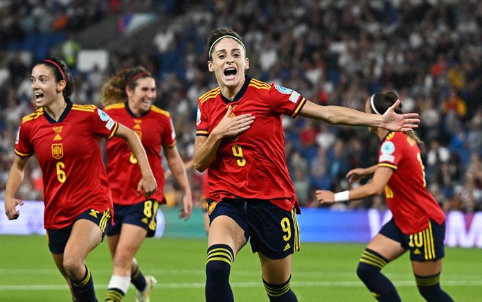 Women's Euro 2022 - Quarter Final - England v Spain