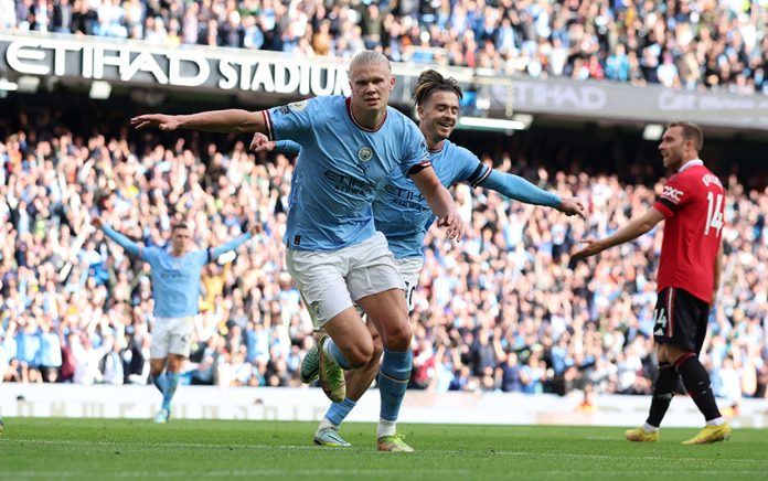 Premier League - Manchester City v Manchester United