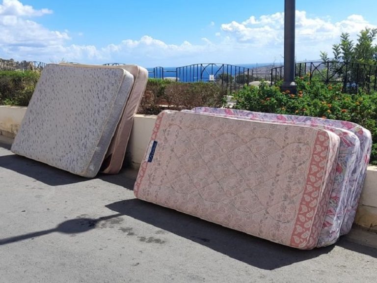 Saqqijiet jintremew b’mod irresponsabbli fil-Qala minkejja servizz ta’ ġbir mingħajr ħlas