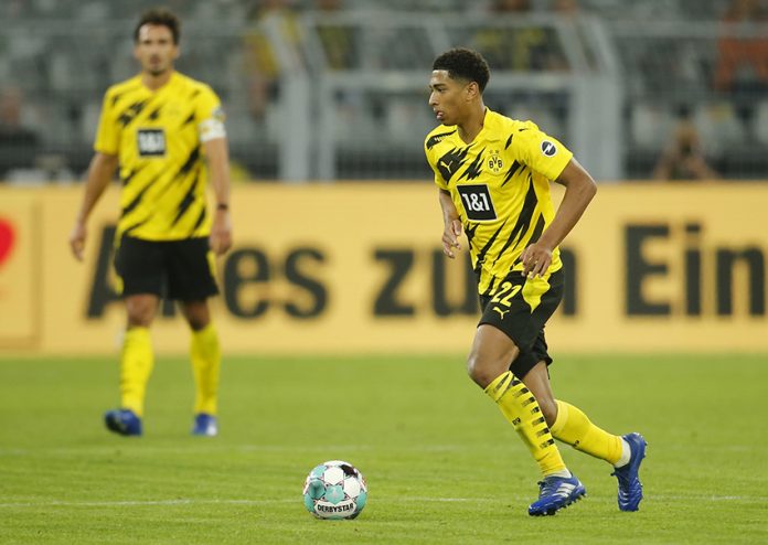 Bundesliga - Borussia Dortmund v Borussia Moenchengladbach