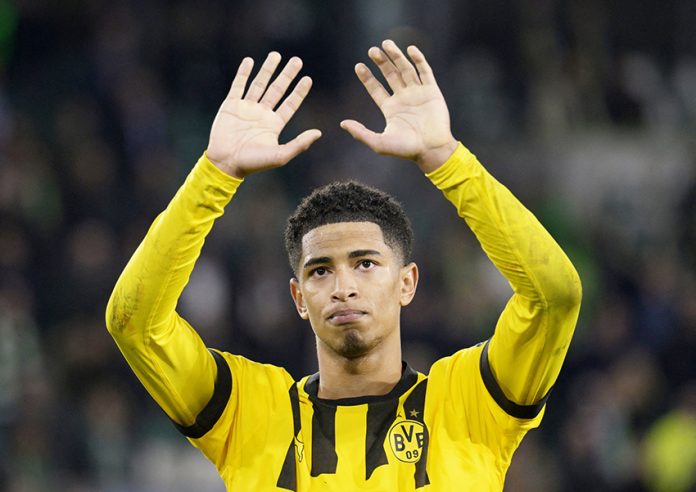 Bundesliga - VfL Wolfsburg v Borussia Dortmund