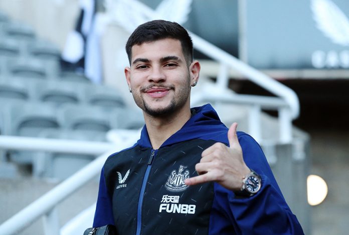 Soccer - Premier League - Newcastle United v Wolverhampton Wanderers