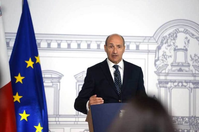 L-età tat-tilqima tal-Covid-19 f’pajjiżna tinżel għal trabi minn sitt xhur ‘il fuq